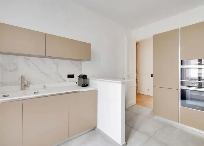Appartamento 3br Georges V Champs Elysee